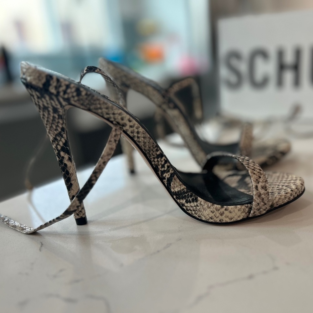 Schutz Cloe Women's Size 7.5 B Natural Snake-Printed Leather Sandals Shoes